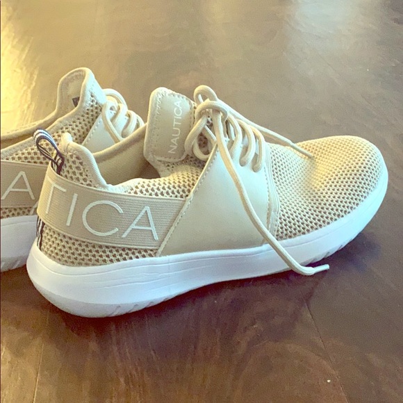 Nautica tenis shoes - Picture 1 of 5